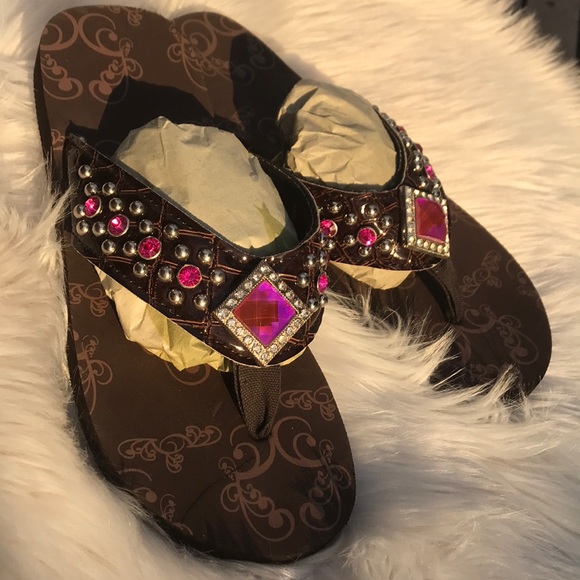 Shoes - Bling Diamond ♦️ Flip Flops